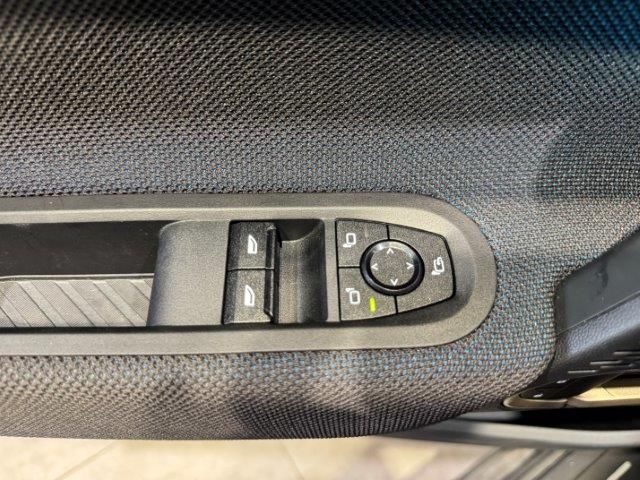 fotoG 26 del MINI MINI 3 Puertas Cooper SE 160 kW (218 CV) 218cv Eléctrico del 2024 en Barcelona