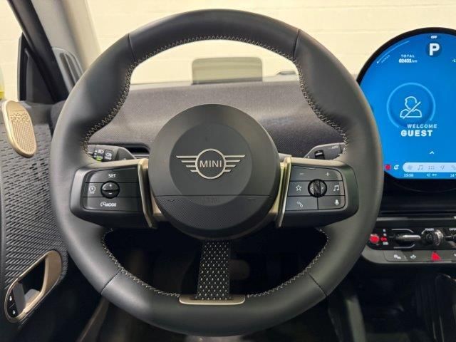 fotoG 28 del MINI MINI 3 Puertas Cooper SE 160 kW (218 CV) 218cv Eléctrico del 2024 en Barcelona