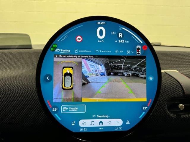 fotoG 12 del MINI MINI 3 Puertas Cooper SE 160 kW (218 CV) 218cv Eléctrico del 2024 en Barcelona