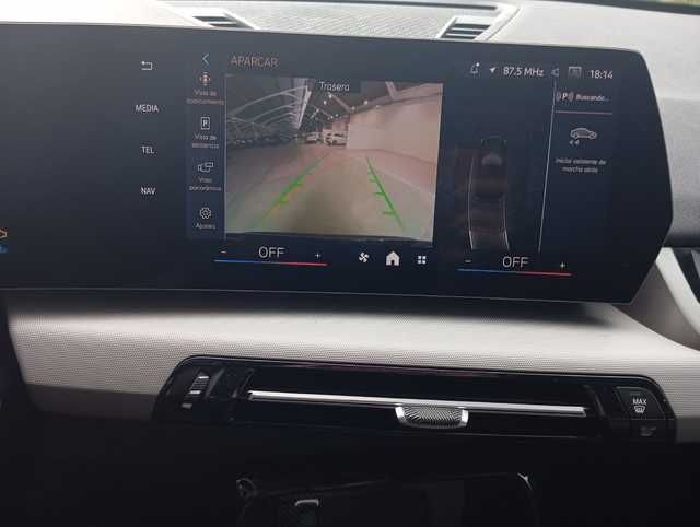 BMW X1 sDrive18i color Negro. Año 2024. 100KW(136CV). Gasolina. En concesionario Quadis Munich (Terrassa) de Barcelona