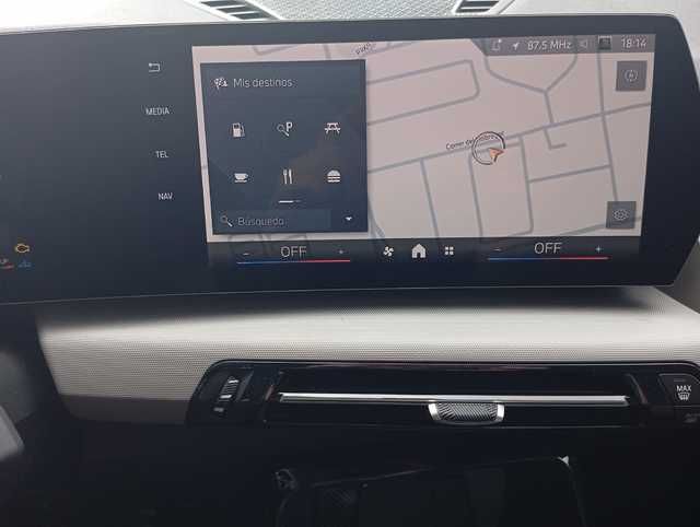 BMW X1 sDrive18i color Negro. Año 2024. 100KW(136CV). Gasolina. En concesionario Quadis Munich (Terrassa) de Barcelona