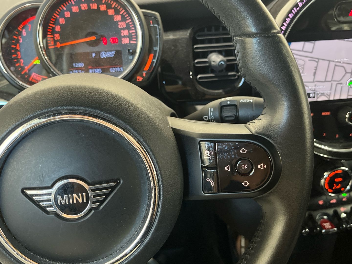 Imatge del vehicle 24