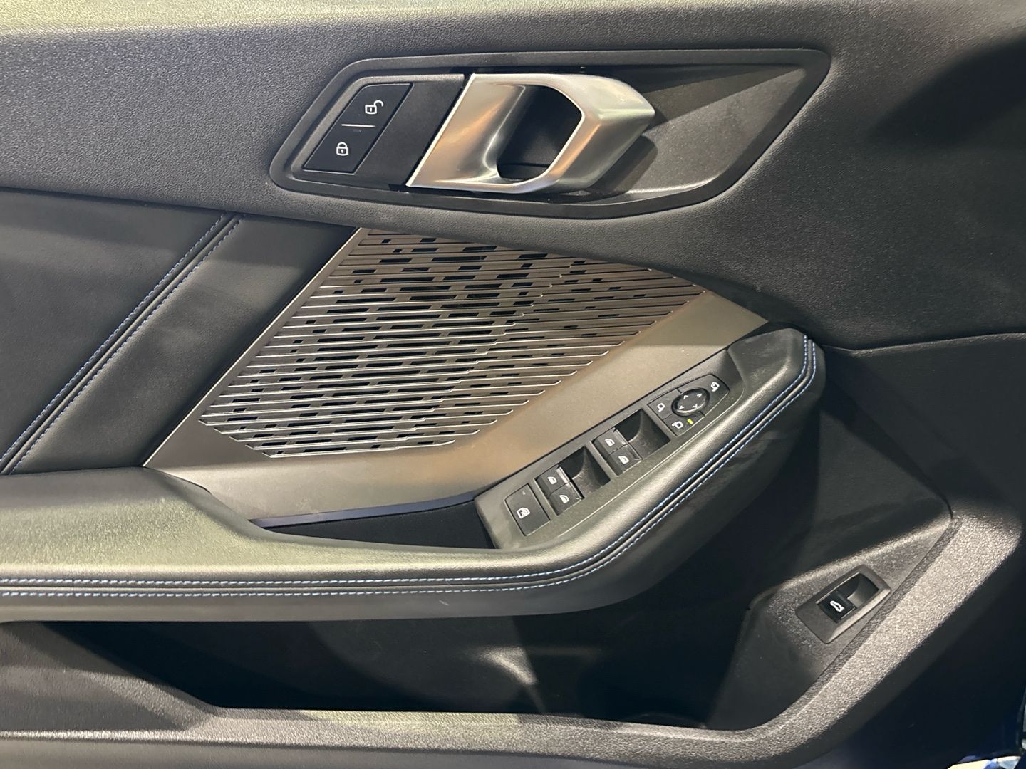 Imatge del vehicle 6