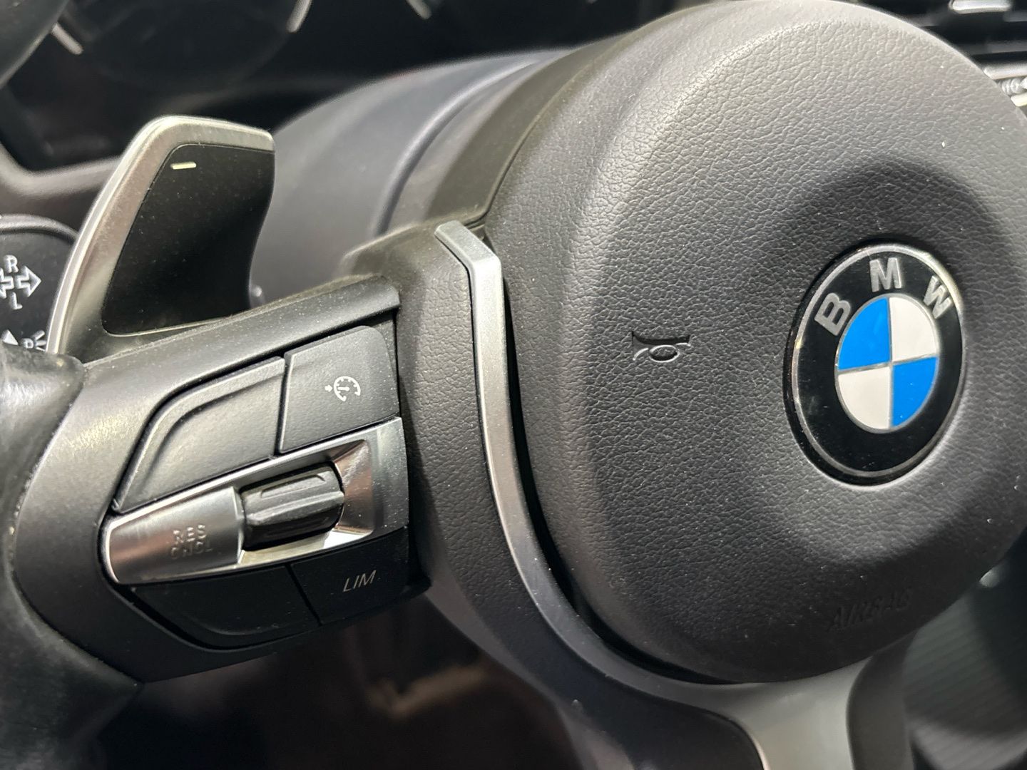 Imatge del vehicle 24