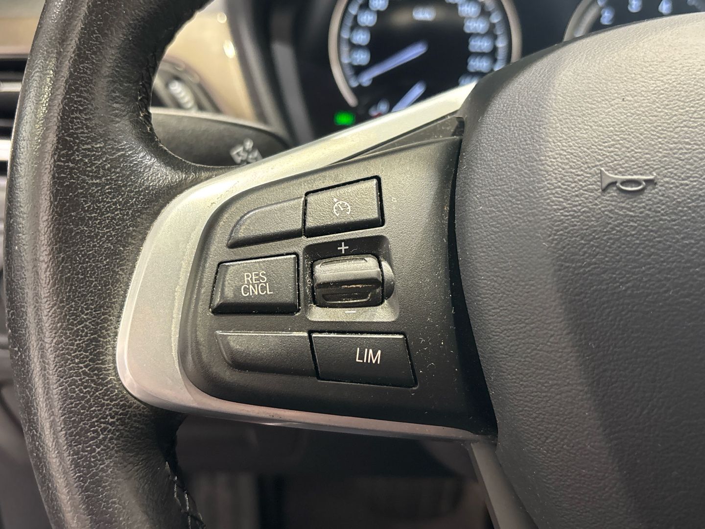 Imatge del vehicle 24