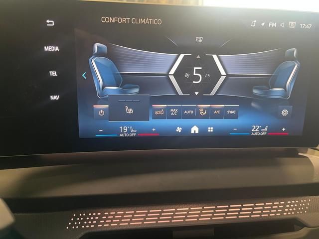 BMW Serie 1 120d color Blanco. Año 2025. 120KW(163CV). Diésel. En concesionario Quadis Munich (Manresa) de Barcelona