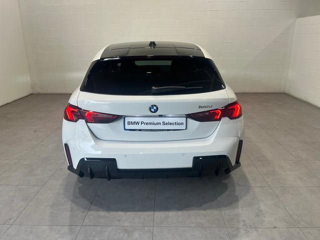 BMW Serie 1 120d color Blanco. Año 2025. 120KW(163CV). Diésel. En concesionario Quadis Munich (Manresa) de Barcelona