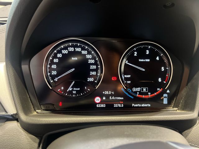 BMW X2 sDrive16d color Negro. Año 2021. 85KW(116CV). Diésel. En concesionario Quadis Munich (Manresa) de Barcelona