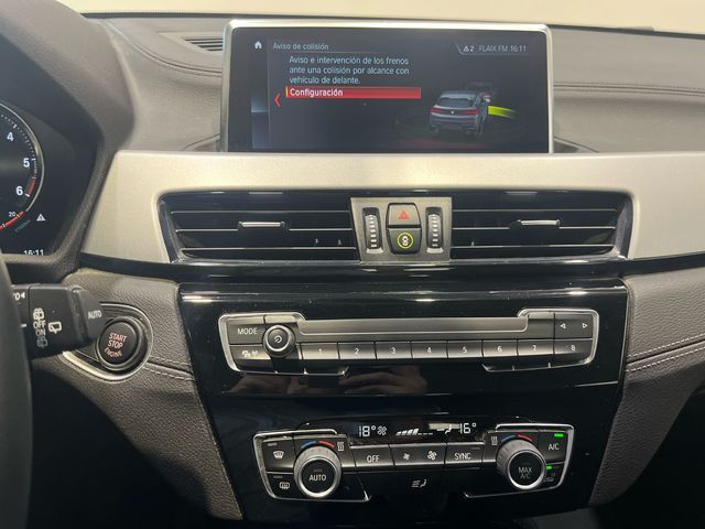 BMW X2 sDrive16d color Negro. Año 2021. 85KW(116CV). Diésel. En concesionario Quadis Munich (Manresa) de Barcelona