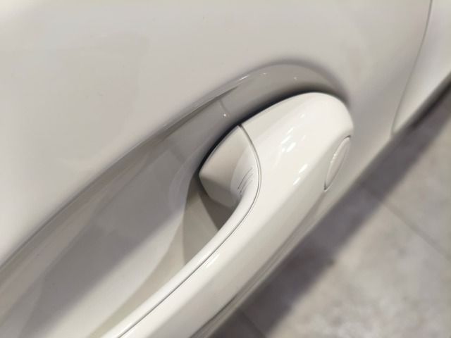 BMW Serie 1 120d color Blanco. Año 2025. 120KW(163CV). Diésel. En concesionario Quadis Munich (Terrassa) de Barcelona