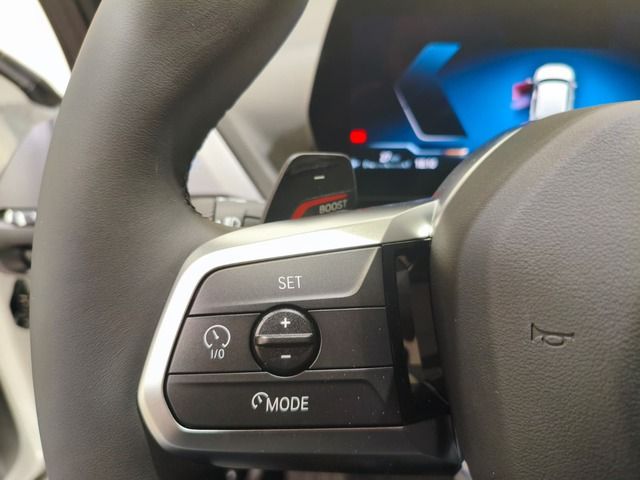 BMW Serie 1 120d color Blanco. Año 2025. 120KW(163CV). Diésel. En concesionario Quadis Munich (Terrassa) de Barcelona