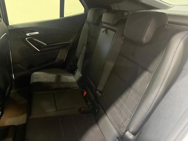 BMW X2 sDrive18d color Blanco. Año 2025. 110KW(150CV). Diésel. En concesionario Quadis Munich (Terrassa) de Barcelona