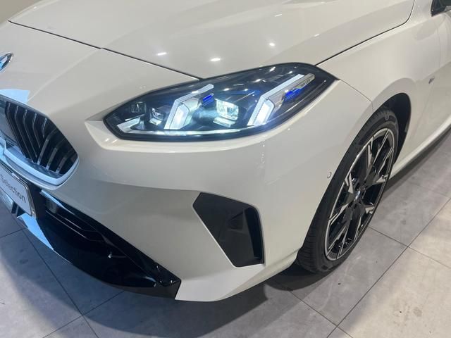 BMW Serie 2 220d Gran Coupe color Blanco. Año 2025. 120KW(163CV). Diésel. En concesionario Quadis Munich (Terrassa) de Barcelona