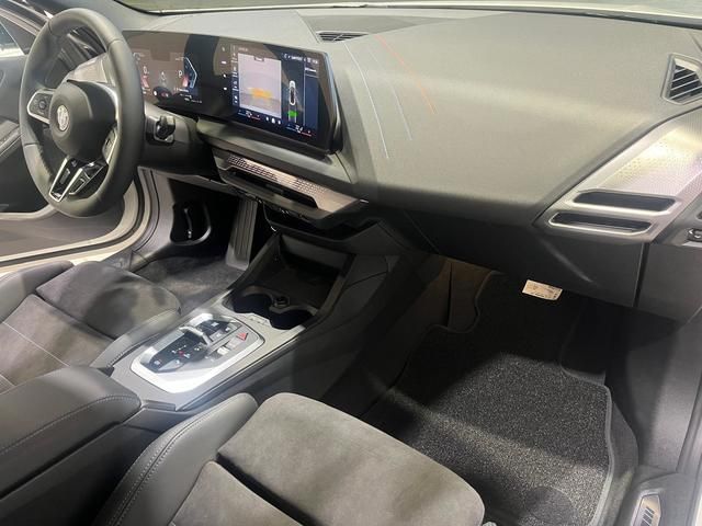 BMW Serie 2 220d Gran Coupe color Blanco. Año 2025. 120KW(163CV). Diésel. En concesionario Quadis Munich (Terrassa) de Barcelona