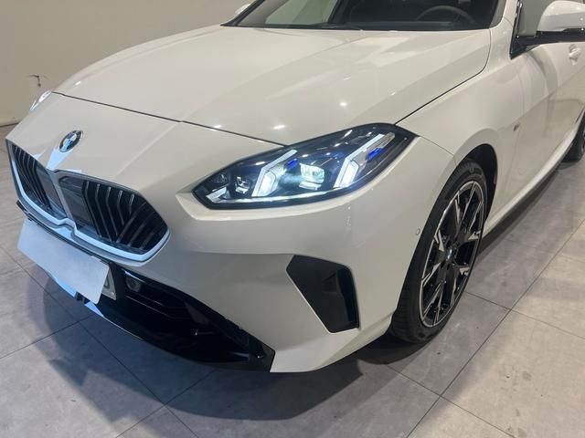 BMW Serie 2 220d Gran Coupe color Blanco. Año 2025. 120KW(163CV). Diésel. En concesionario Quadis Munich (Terrassa) de Barcelona