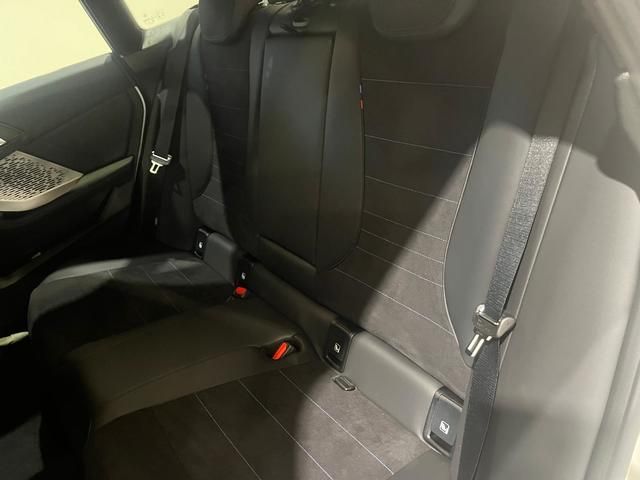 BMW Serie 2 220d Gran Coupe color Blanco. Año 2025. 120KW(163CV). Diésel. En concesionario Quadis Munich (Terrassa) de Barcelona