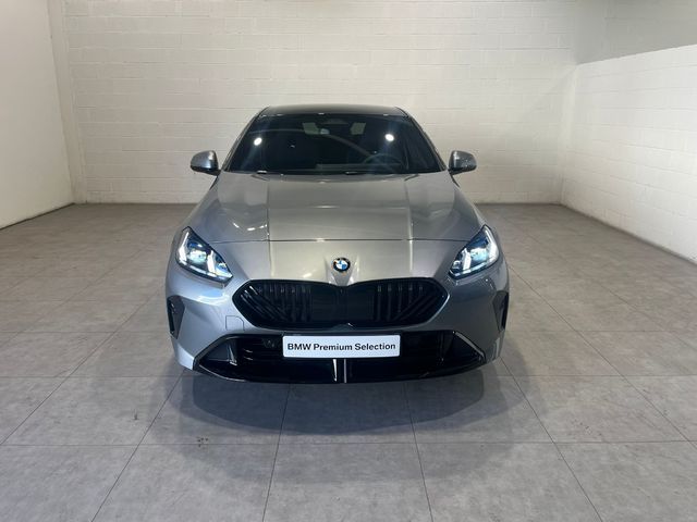 Fotos de BMW Serie 2 220d Gran Coupe color Gris. Año 2025. 120KW(163CV). Diésel. En concesionario Quadis Munich (Terrassa) de Barcelona