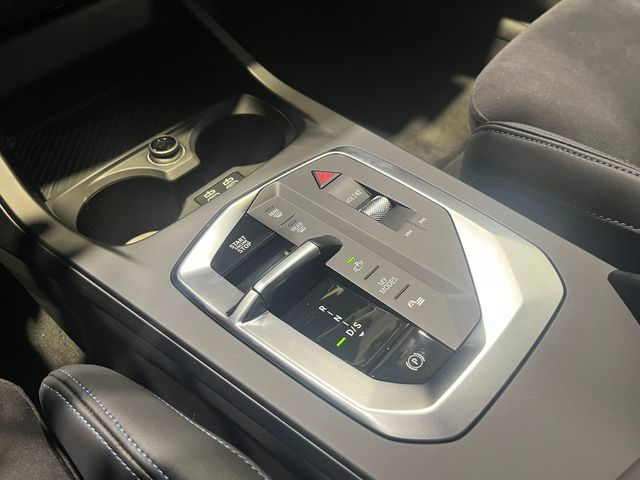 BMW Serie 2 220d Gran Coupe color Gris. Año 2025. 120KW(163CV). Diésel. En concesionario Quadis Munich (Terrassa) de Barcelona