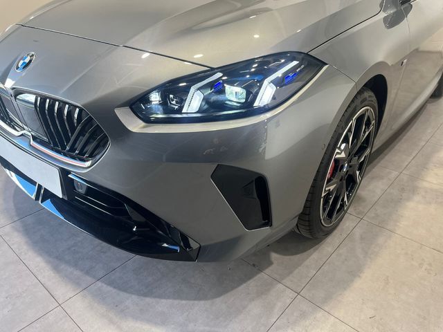 BMW Serie 2 220d Gran Coupe color Gris. Año 2025. 120KW(163CV). Diésel. En concesionario Quadis Munich (Terrassa) de Barcelona