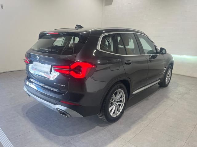 BMW X3 xDrive20d color Gris. Año 2022. 140KW(190CV). Diésel. En concesionario Quadis Munich (Manresa) de Barcelona