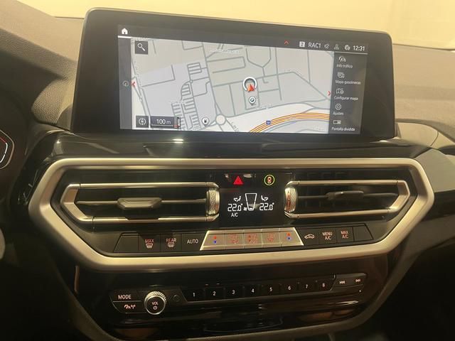 BMW X3 xDrive20d color Gris. Año 2022. 140KW(190CV). Diésel. En concesionario Quadis Munich (Manresa) de Barcelona