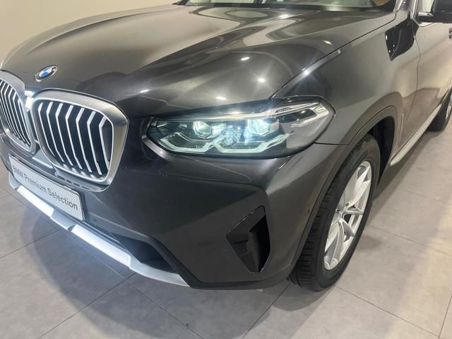 BMW X3 xDrive20d color Gris. Año 2022. 140KW(190CV). Diésel. En concesionario Quadis Munich (Manresa) de Barcelona