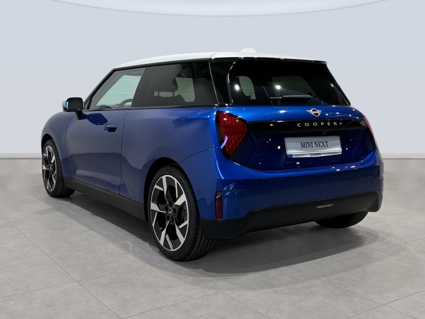 fotoG 5 del MINI MINI Cooper E 135 kW (184 CV) 184cv Eléctrico del 2025 en Barcelona