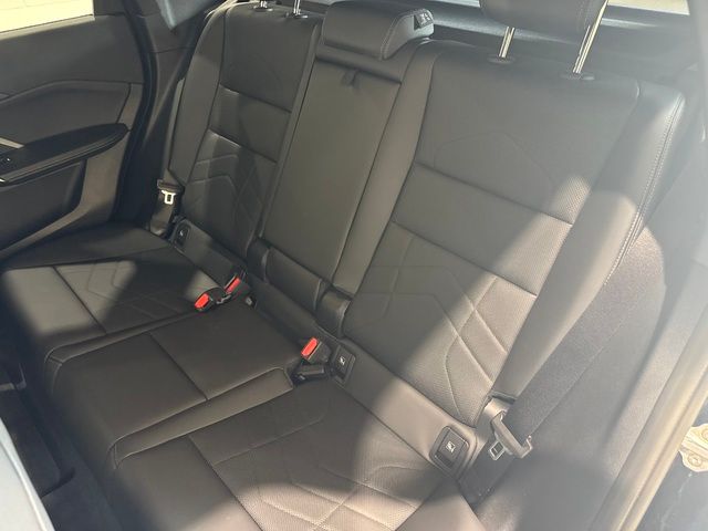 BMW iX1 xDrive30 color Negro. Año 2024. 230KW(313CV). Eléctrico. En concesionario Quadis Munich (Terrassa) de Barcelona