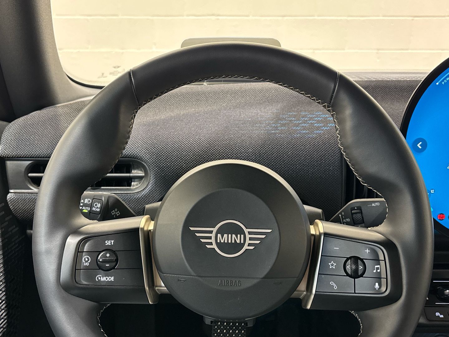 fotoG 18 del MINI MINI Cooper Cabrio C 120 kW (163 CV) 163cv Gasolina del 2025 en Barcelona