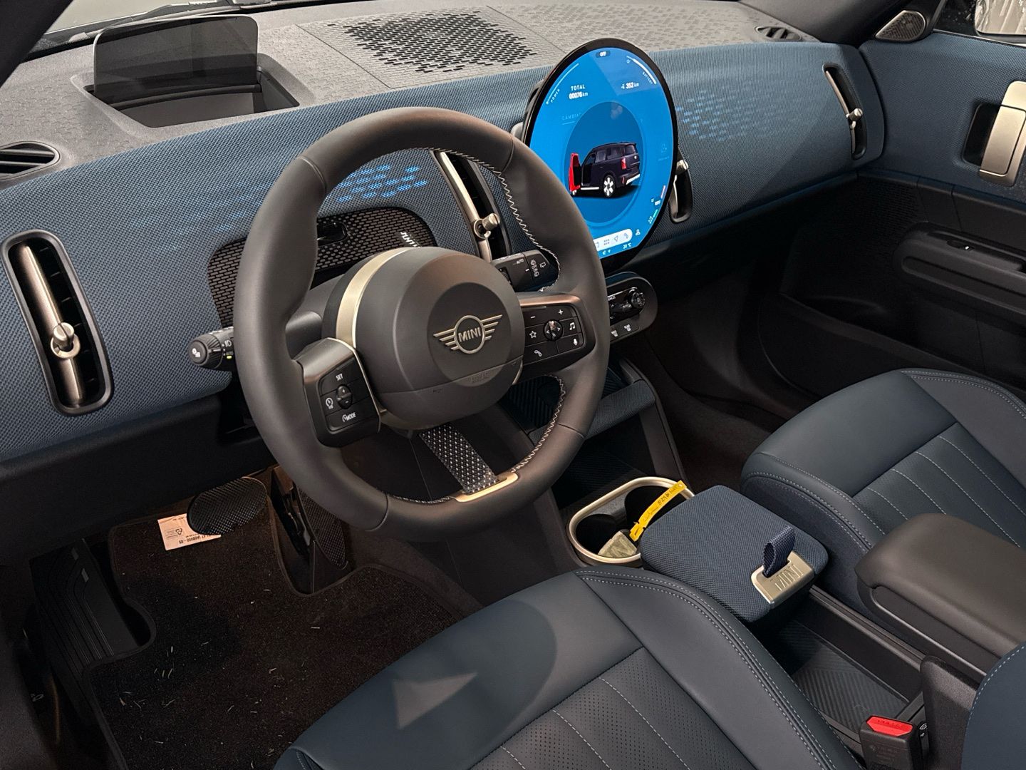 fotoG 18 del MINI MINI Countryman E 150 kW (204 CV) 204cv Eléctrico del 2025 en Barcelona