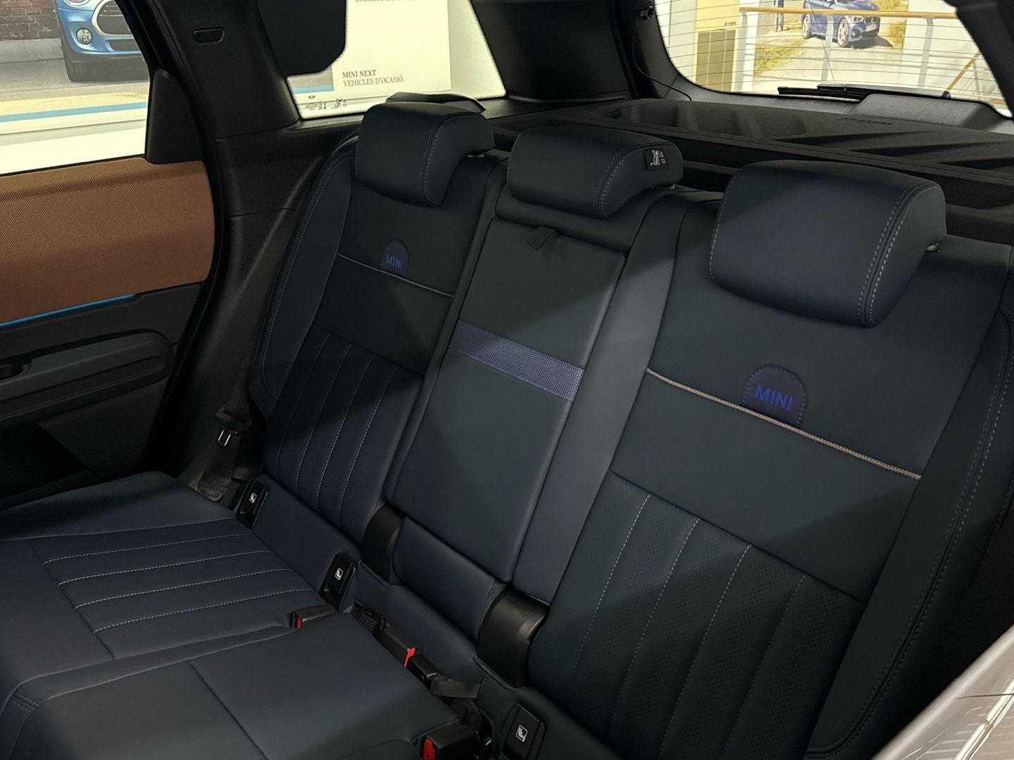 fotoG 11 del MINI MINI Countryman E 150 kW (204 CV) 204cv Eléctrico del 2025 en Barcelona