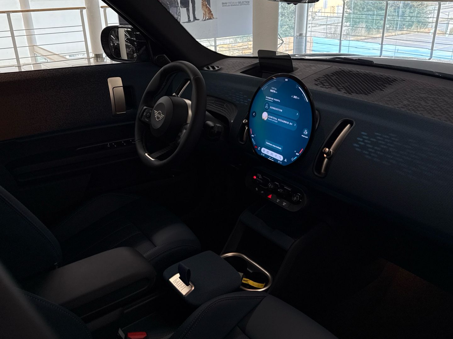 fotoG 6 del MINI MINI Countryman E 150 kW (204 CV) 204cv Eléctrico del 2025 en Barcelona