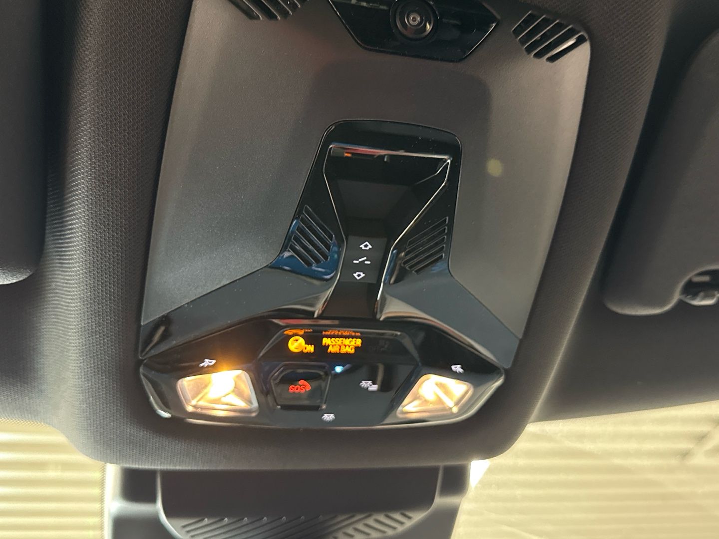 fotoG 12 del MINI MINI Countryman E 150 kW (204 CV) 204cv Eléctrico del 2025 en Barcelona