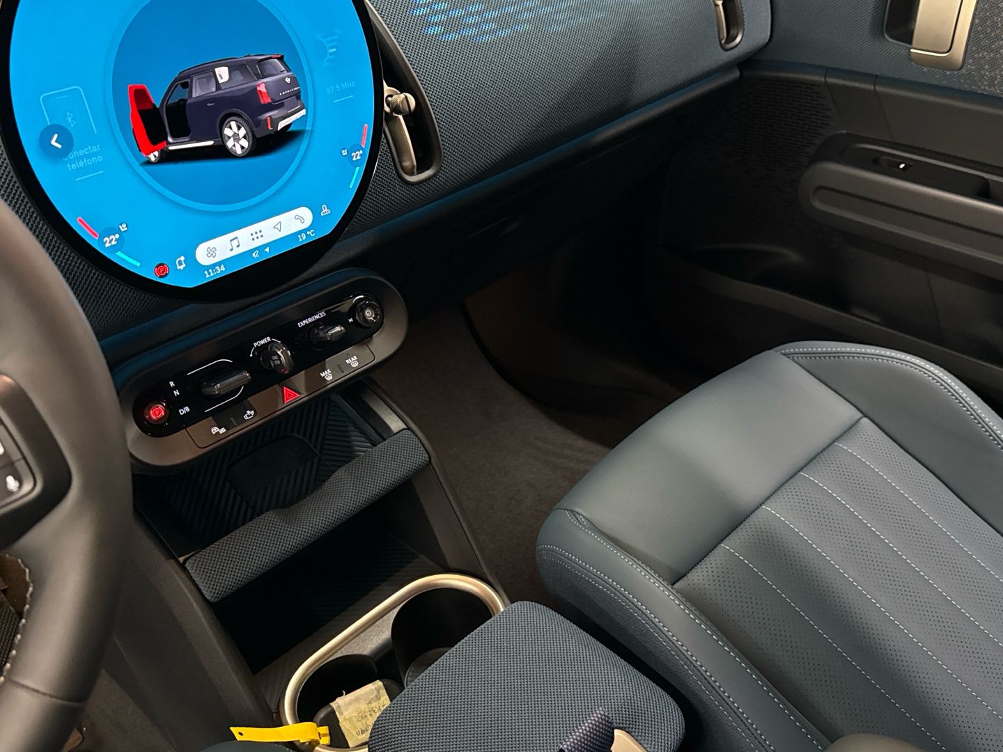 fotoG 14 del MINI MINI Countryman E 150 kW (204 CV) 204cv Eléctrico del 2025 en Barcelona