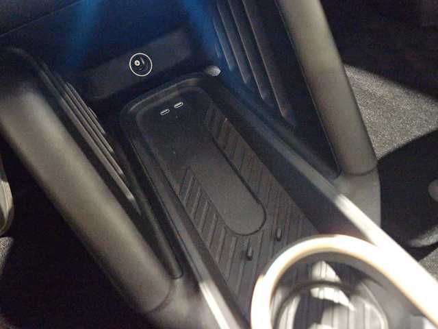 fotoG 26 del MINI MINI 3 Puertas Cooper SE 160 kW (218 CV) 218cv Eléctrico del 2024 en Barcelona