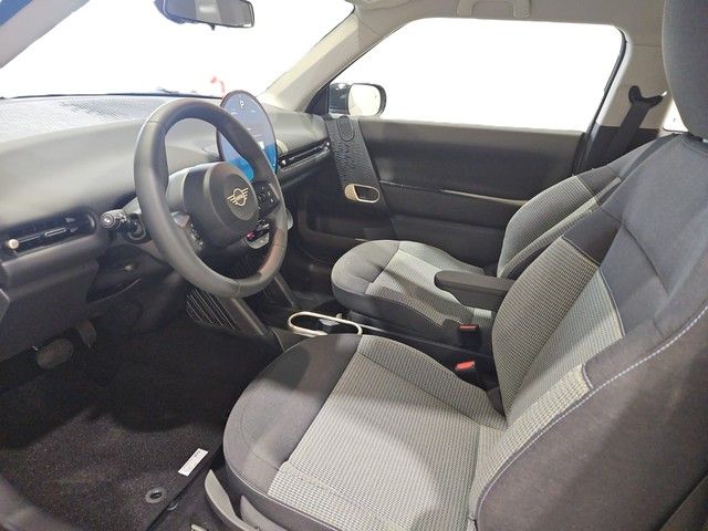 fotoG 12 del MINI MINI 3 Puertas Cooper SE 160 kW (218 CV) 218cv Eléctrico del 2024 en Barcelona