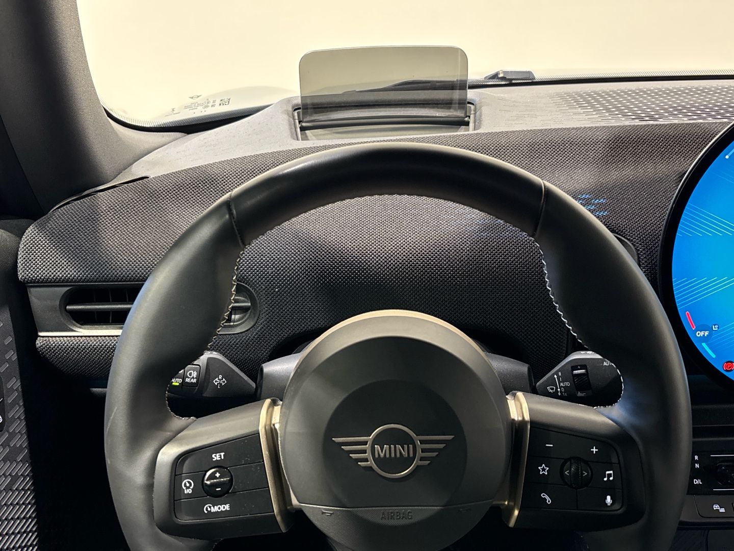 fotoG 13 del MINI MINI Cooper Cabrio C 120 kW (163 CV) 163cv Gasolina del 2025 en Barcelona