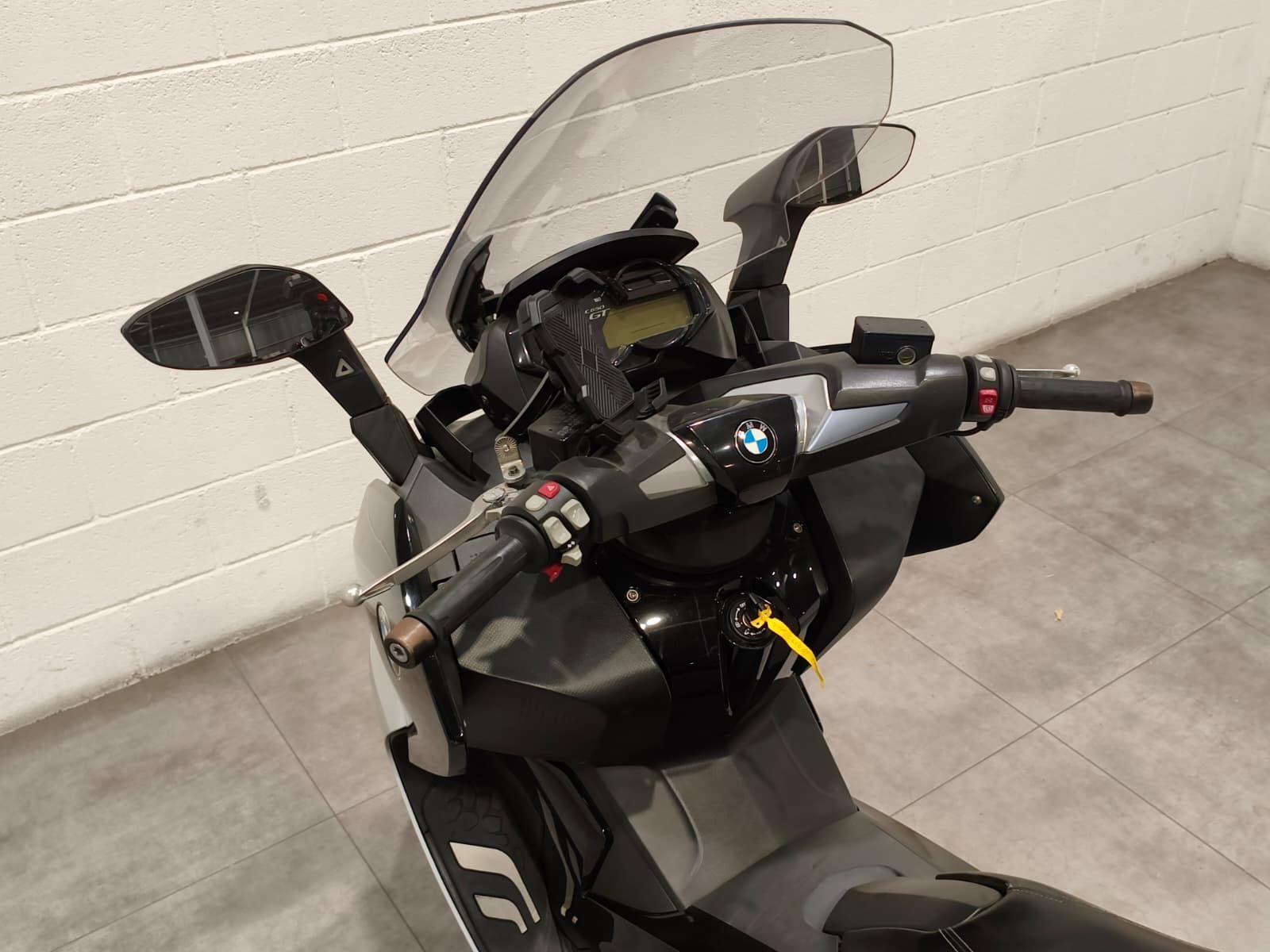 Imatge del vehicle 8