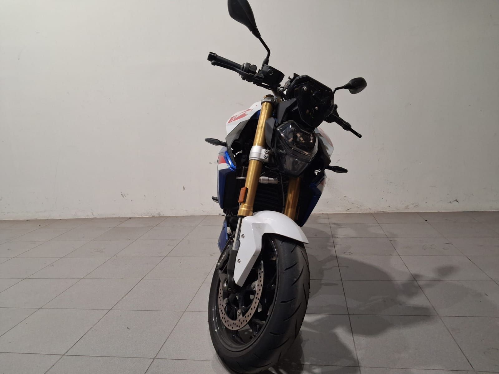 Imatge del vehicle 7