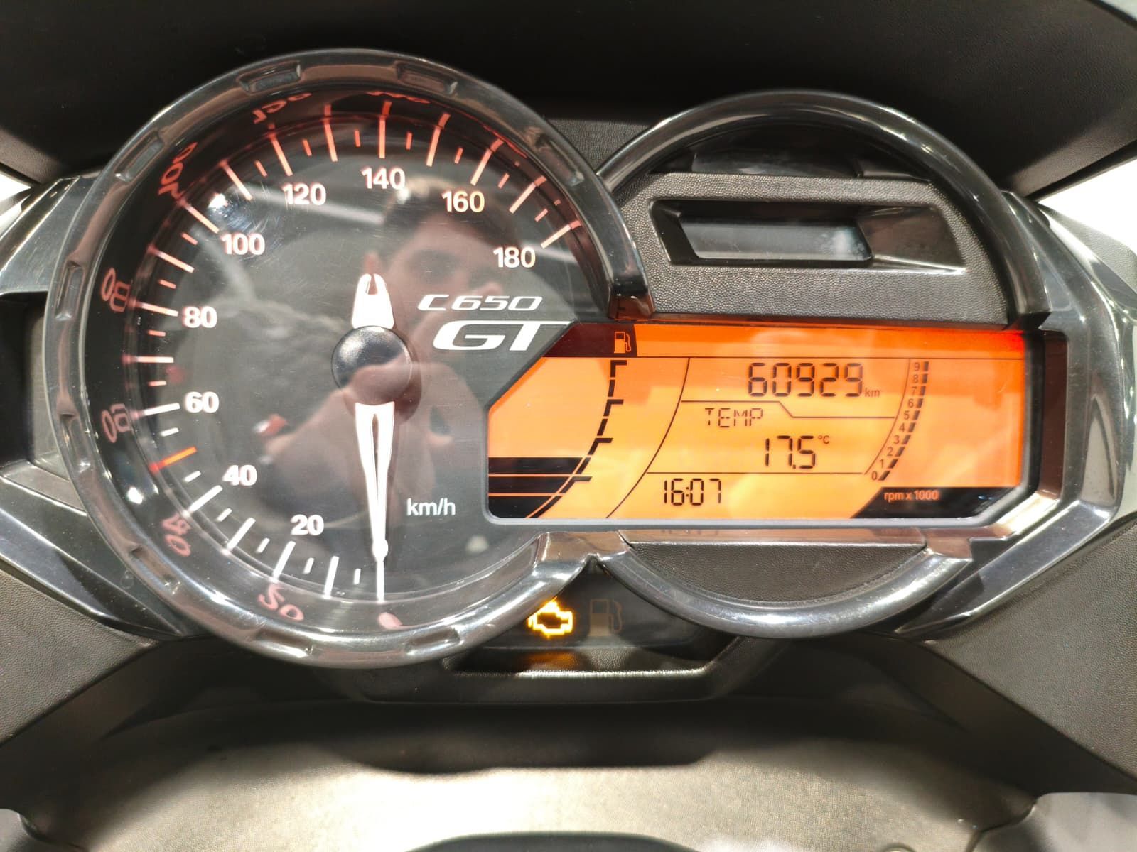 Imatge del vehicle 6