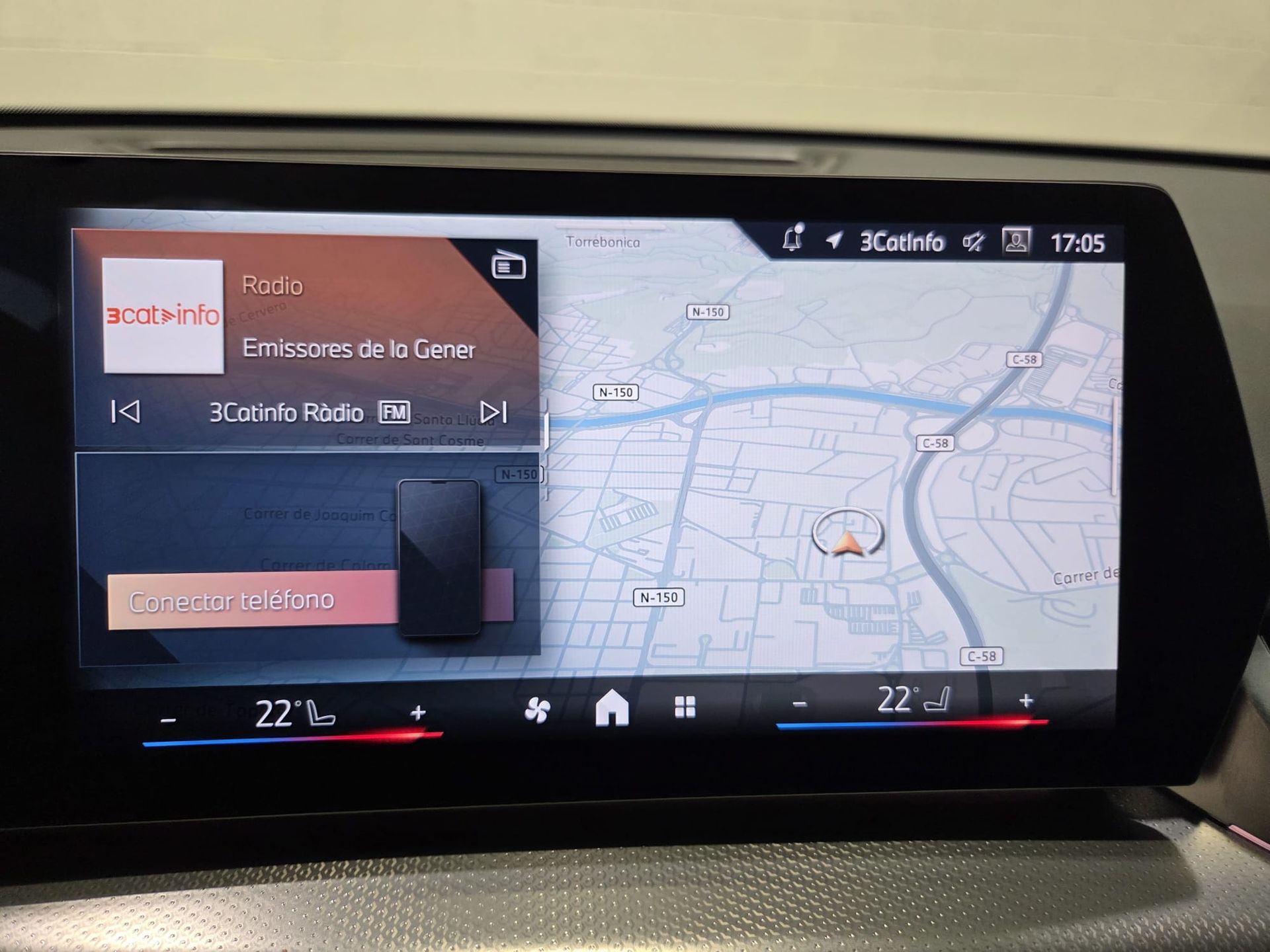 BMW iX1 xDrive30 color Negro. Año 2025. 230KW(313CV). Eléctrico. En concesionario Quadis Munich de Barcelona