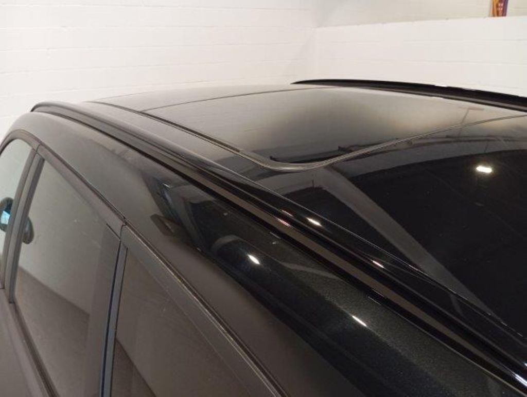 BMW X1 sDrive18i color Negro. Año 2024. 100KW(136CV). Gasolina. En concesionario Quadis Munich (Manresa) de Barcelona