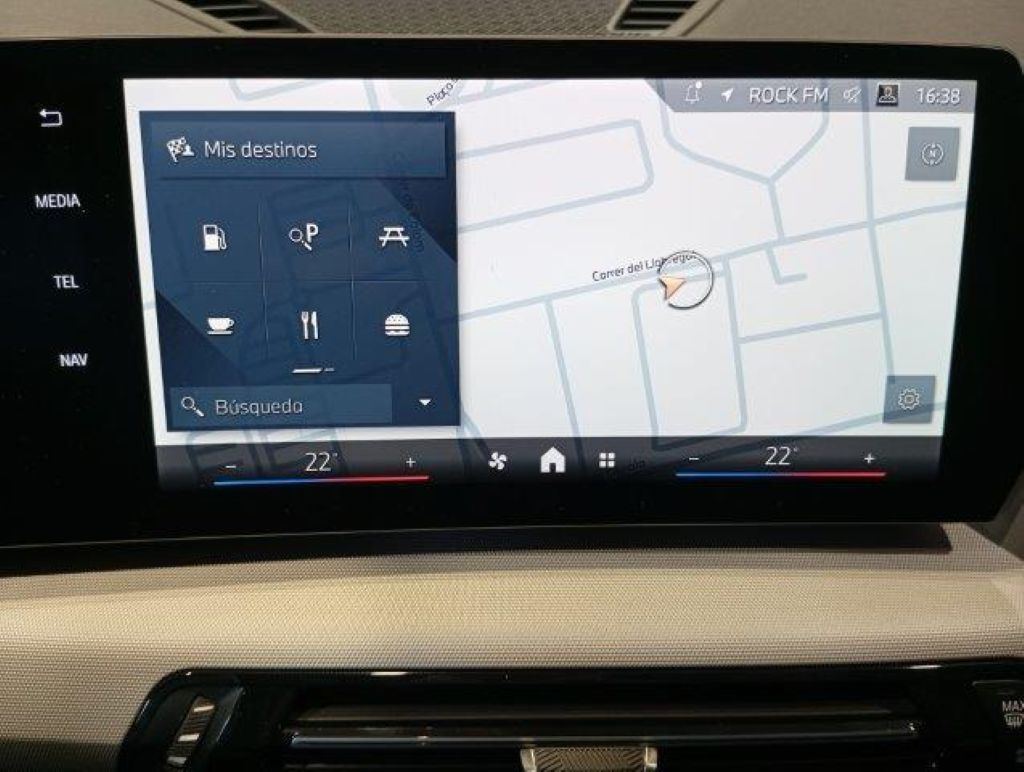 BMW X1 sDrive18i color Negro. Año 2024. 100KW(136CV). Gasolina. En concesionario Quadis Munich (Manresa) de Barcelona