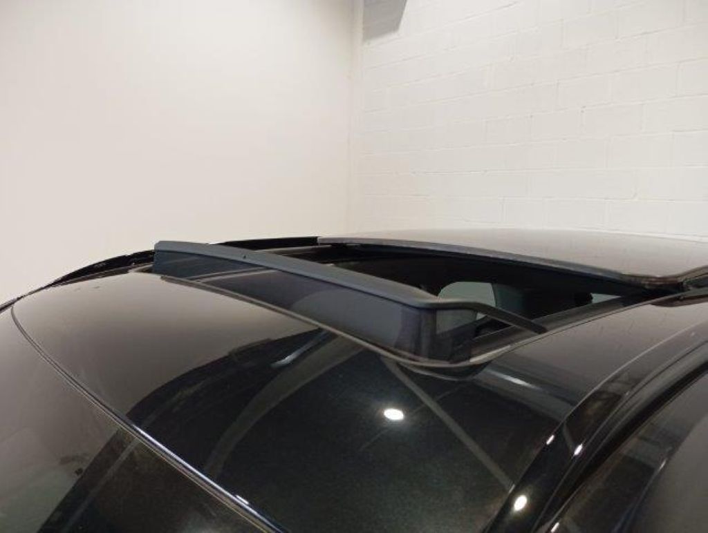 BMW X1 sDrive18i color Negro. Año 2024. 100KW(136CV). Gasolina. En concesionario Quadis Munich (Manresa) de Barcelona