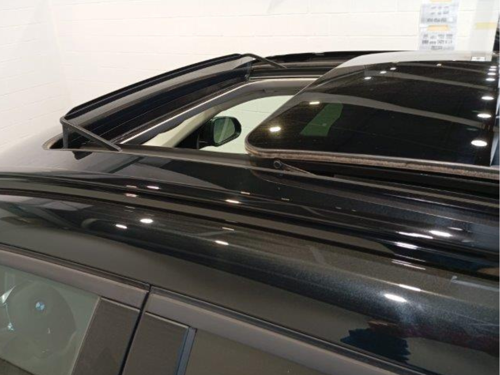 BMW X1 sDrive18i color Negro. Año 2024. 100KW(136CV). Gasolina. En concesionario Quadis Munich (Manresa) de Barcelona