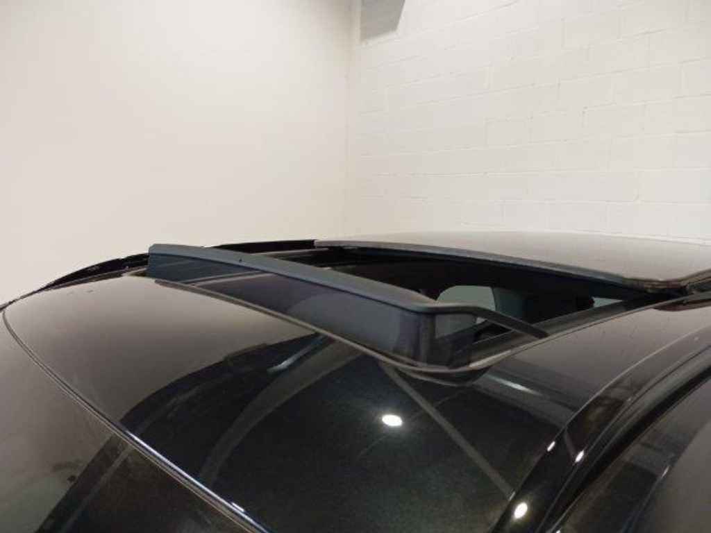 BMW X1 sDrive18i color Negro. Año 2024. 100KW(136CV). Gasolina. En concesionario Quadis Munich (Manresa) de Barcelona