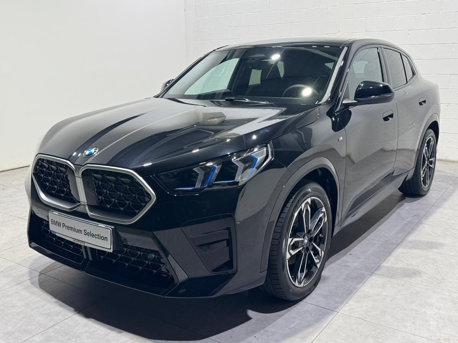 Fotos de BMW X2 sDrive18d color Negro. Año 2025. 110KW(150CV). Diésel. En concesionario Quadis Munich (Terrassa) de Barcelona