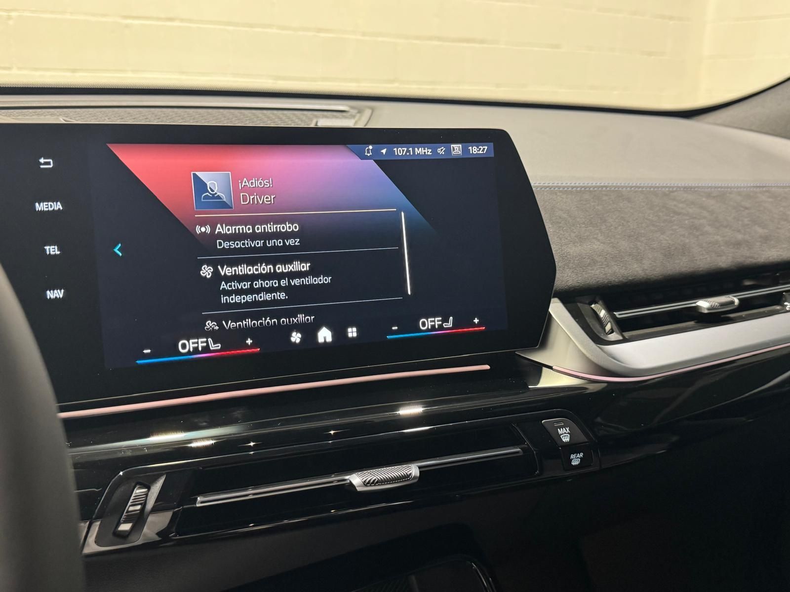 BMW X2 sDrive18d color Negro. Año 2025. 110KW(150CV). Diésel. En concesionario Quadis Munich (Terrassa) de Barcelona