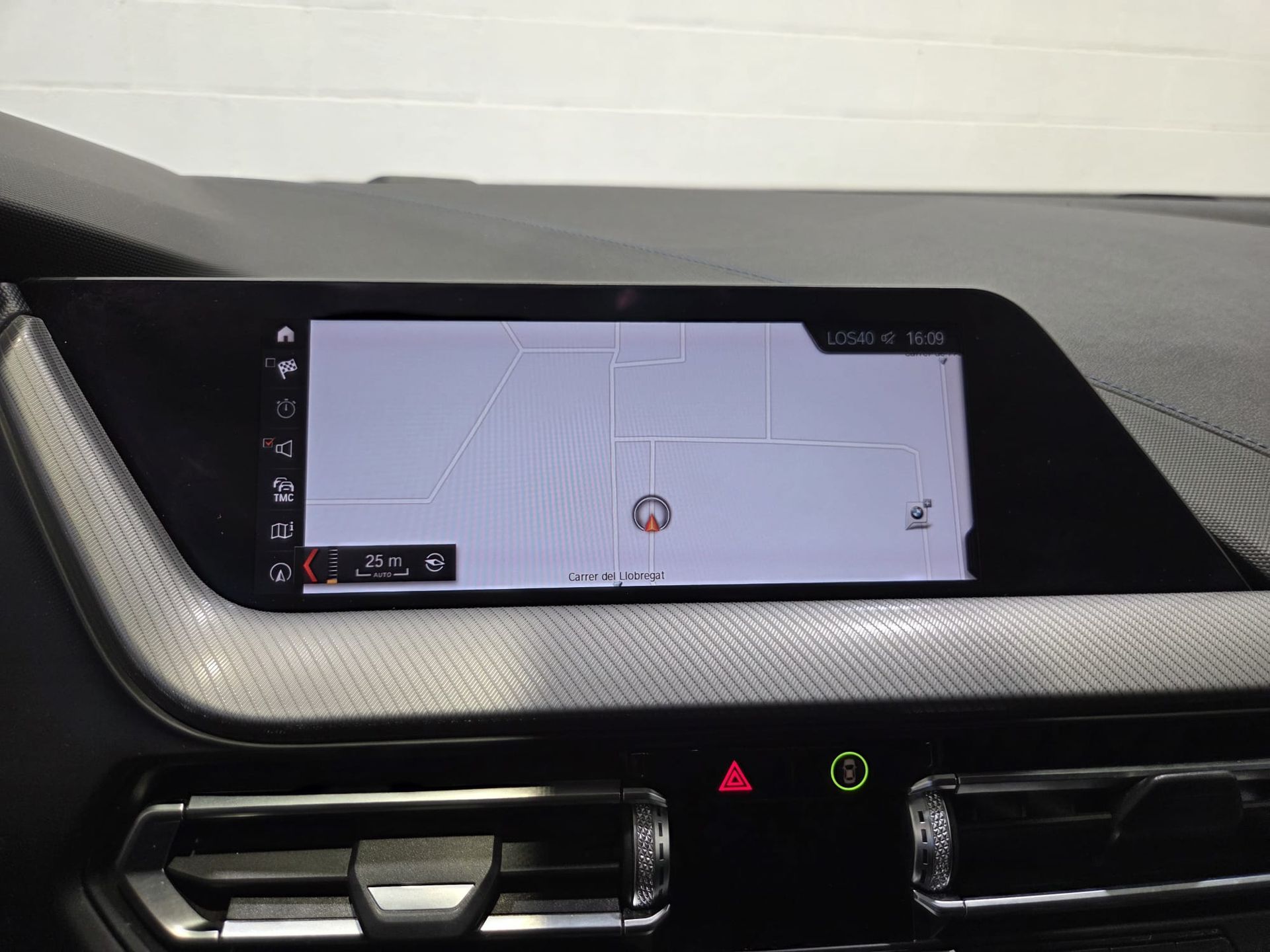 BMW Serie 1 118d color Azul. Año 2020. 110KW(150CV). Diésel. En concesionario Quadis Munich (Terrassa) de Barcelona