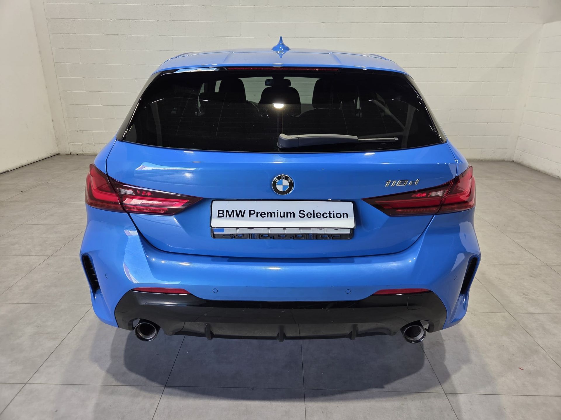 BMW Serie 1 118d color Azul. Año 2020. 110KW(150CV). Diésel. En concesionario Quadis Munich (Terrassa) de Barcelona